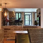 Ecocasa Lema Ii 3* Morpeguite